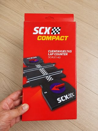 SCX Compact Cuentavueltas 1:43 Nuevo sin abrir