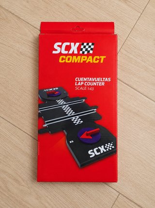 SCX Compact Cuentavueltas 1:43 Nuevo sin abrir