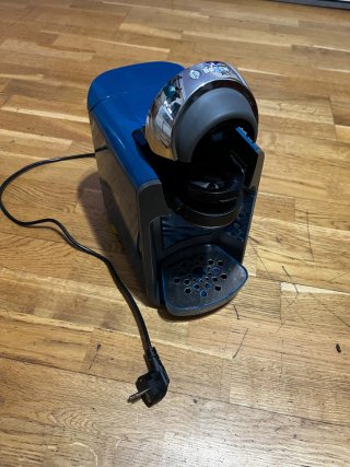 Cafetera de cápsulas azul