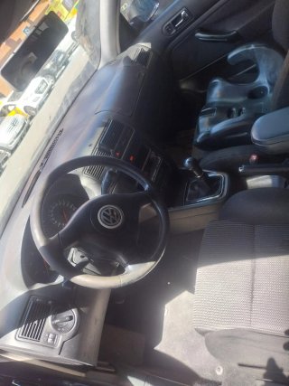 Volkswagen Golf 2002