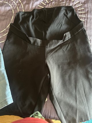 Pantalones cortos premamá vaqueros y negros