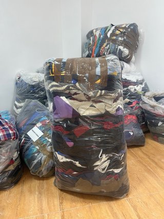Ropa vintage al por mayor