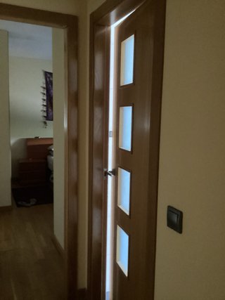 Puertas de madera para salón y cocina