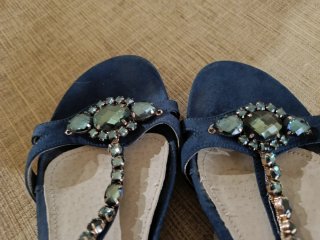 Sandalias azules con pedrería T39