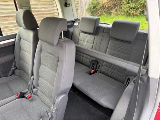 Volkswagen Touran highline 2.0 tdi