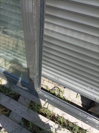 Ventanas aluminio abatibles (2 unidades)