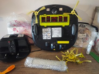 Robot Aspirador LG Hombot Turbo Serie 9+ VR8602RR
