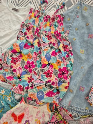 Lote 8 vestidos niña 4-5 años (104 cm)