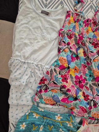 Lote 8 vestidos niña 4-5 años (104 cm)
