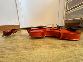Violín infantil
