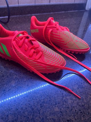 Botas de fútbol