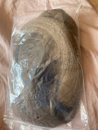 Peluca castaña nueva