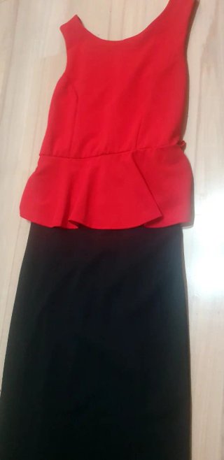 Vestido largo rojo y negro T. 38/40