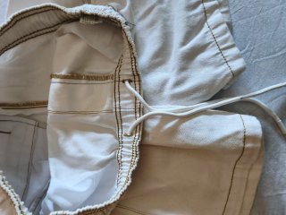 Bermuda vaquera Pull and Bear beige hombre