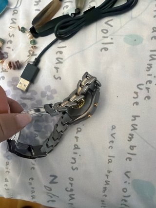 reloj analógico-digital de cuarzo