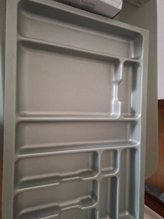 Organizador de cubiertos de plástico gris