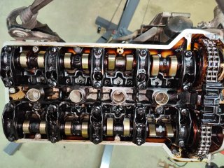 MERCEDES SLK230 CULATA Y ÁRBOLES DE LEVAS COMPLETO