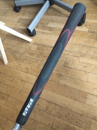 Hierro 7 Golf Strata vara de acero regular flex