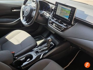 Toyota Corolla 1.8 125H ACTIVE TECH E-CVT SEDAN