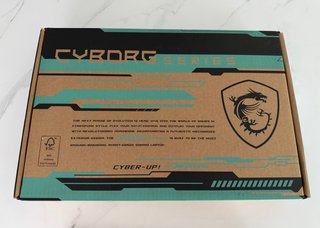 PORTÁTIL GAMING MSI CYBORG 15 CORE 7 32GB RTX5070