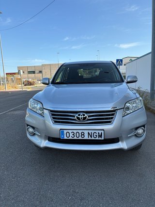 Toyota RAV4 2010
