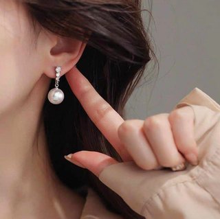 Pendientes de perla y circonita plateados
