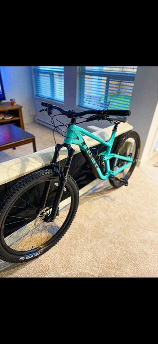 Bicicleta Trek Slash 8