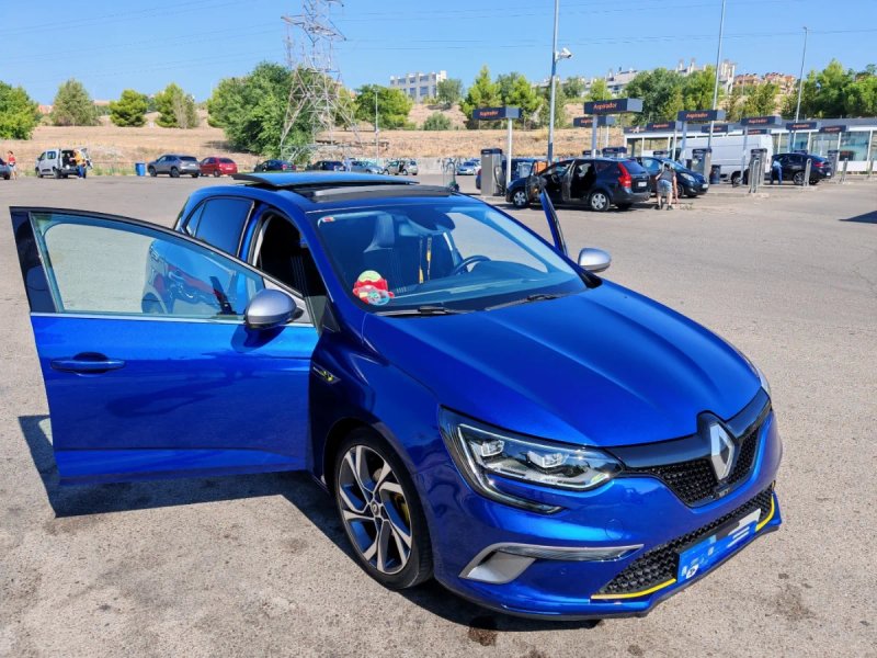 Renault Megane 2019 - foto 1