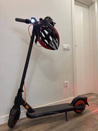 Patinete Xiaomi 4 Go + Casco + Cargador