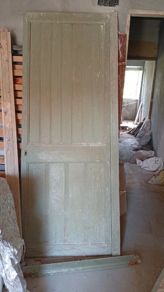 Puerta antigua de madera pintada 220/87