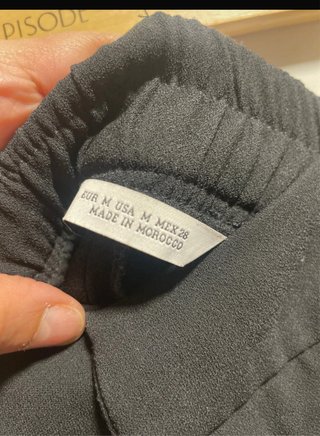 Pantalón cargo Zara negro