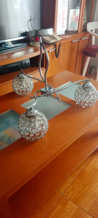 Lámpara colgante de cristal y metal