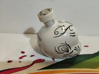 Bottiglia vuota Tequila KAH a forma di teschio