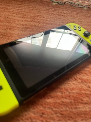 Nintendo Switch v1 con base y mando(incluye caja)