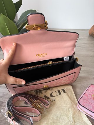 Conjunto Bolso y Cartera Coach Rosa