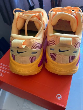 Nike Vomero 18 ZoomX 10
