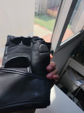 Guantes EVO MMA Negros y Grises