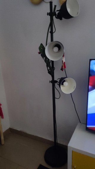Lámpara de pie negra 3 focos