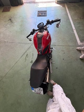 Ducati Monster 696 Plus 2012
