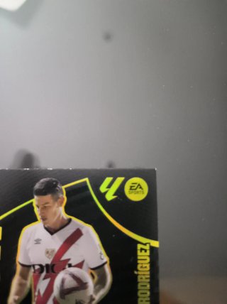 Carta Edición Limitada James Rodríguez 24-25