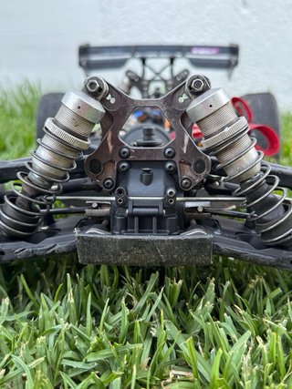 Muguen MBX 8 RC Coche