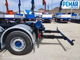 RENAULT T 520 6X2 MULTILIFT