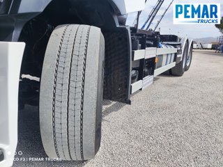 RENAULT T 520 6X2 MULTILIFT