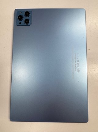Tablet PC Negra y Azul 22+2TB