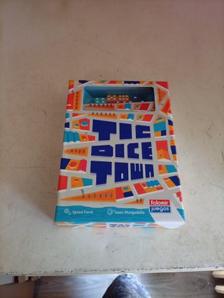 Tic Dice Town Juego de Mesa