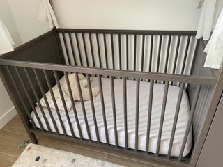 Cuna Stokke Home Evolutiva + Cómoda
