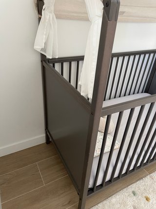 Cuna Stokke Home Evolutiva + Cómoda