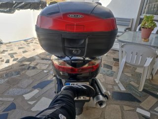 Suzuki Burgman 200 Negra