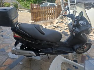 Suzuki Burgman 200 Negra