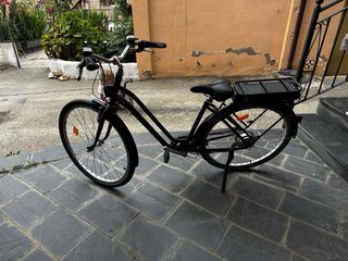 Bicicleta Eléctrica Negra